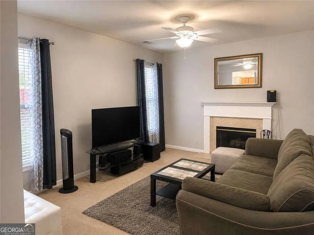 1423 Lady Slipper CT NW Kennesaw, GA 30152