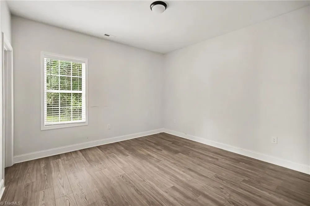 1402 Essex Avenue Gastonia, NC 28052