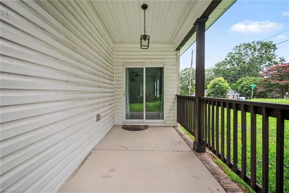 1402 Essex Avenue Gastonia, NC 28052