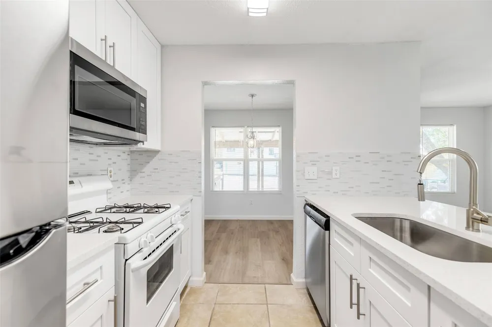 9611 Bear Paw Trail #A Del Valle, TX 78617