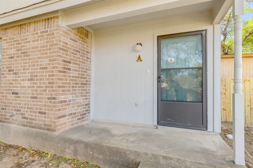 9611 Bear Paw Trail #A Del Valle, TX 78617