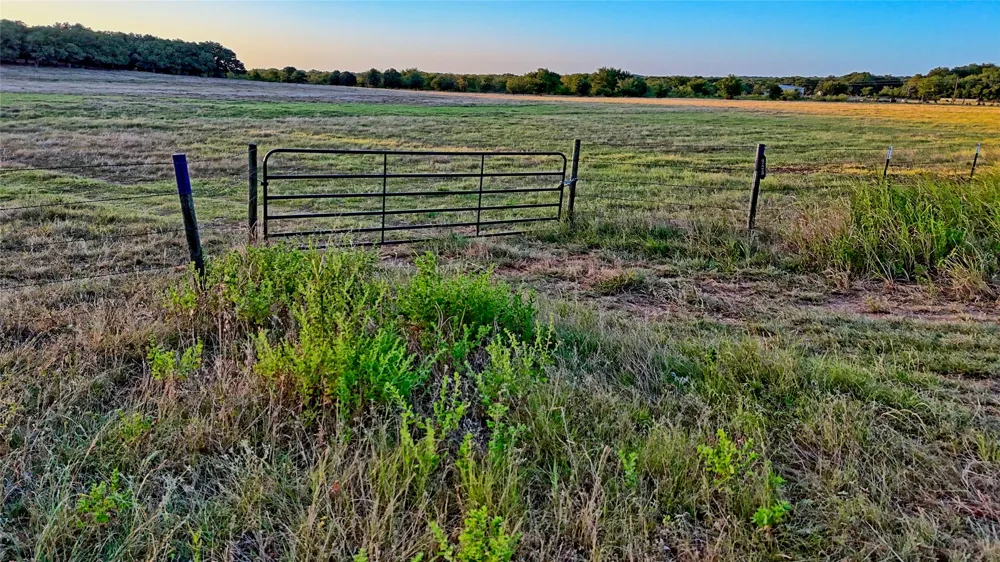 906 Rock Springs School Road Nocona, TX 76255