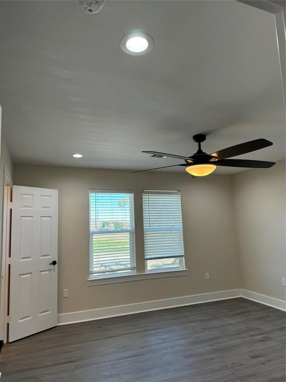 8522 Viterbo Road #A Beaumont, TX 77705