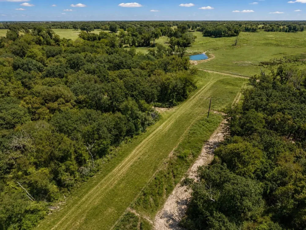 7 County Road 426 Marquez, TX 77865