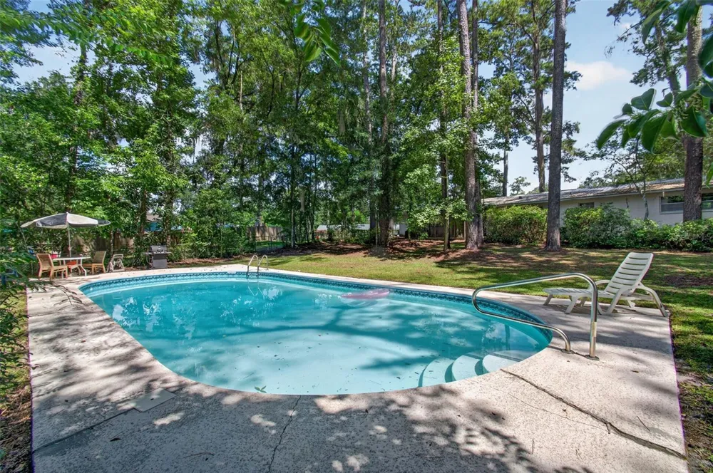 3642 NW 49TH LANE Gainesville, FL 32605