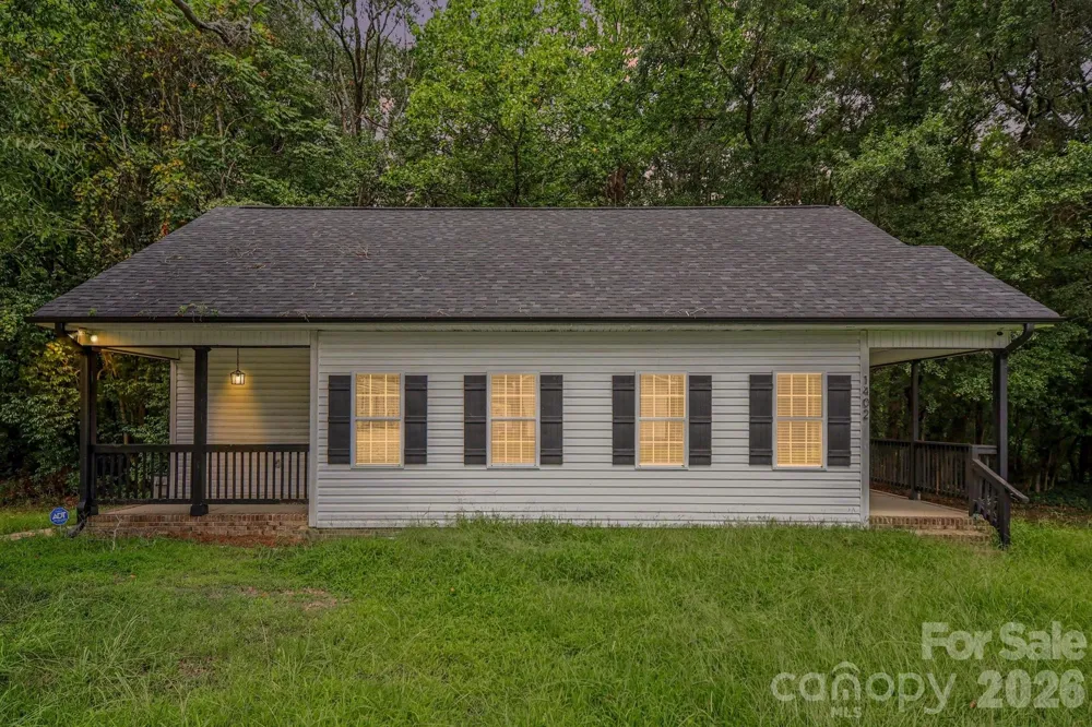 1402 Essex Avenue Gastonia, NC 28052