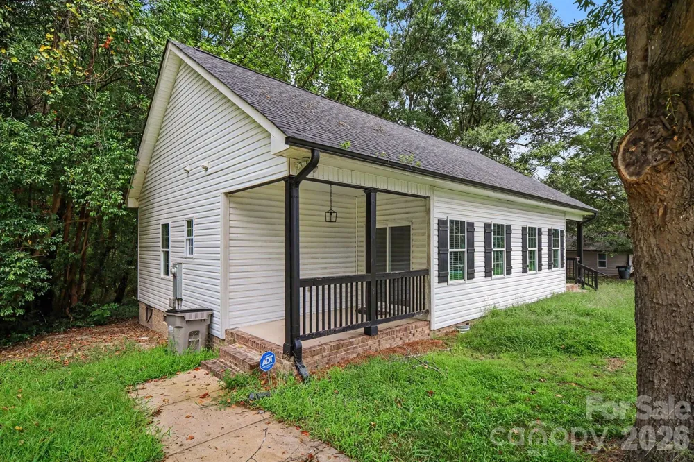 1402 Essex Avenue Gastonia, NC 28052