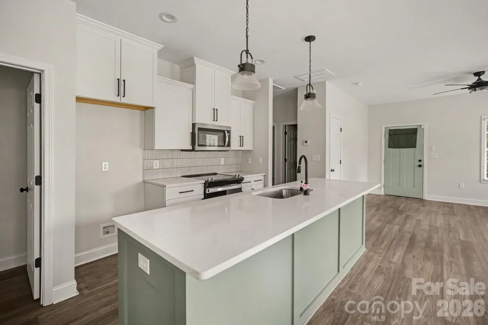 1402 Essex Avenue Gastonia, NC 28052