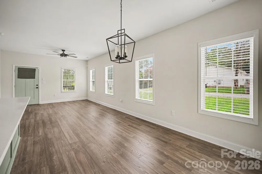 1402 Essex Avenue Gastonia, NC 28052