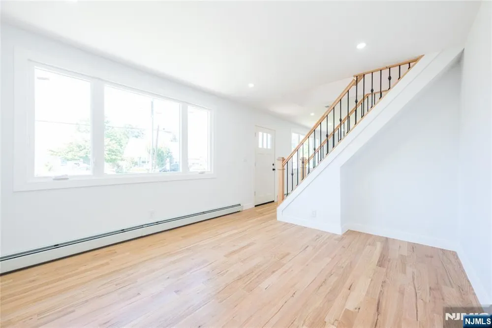 214 Alberta Drive Saddle Brook, NJ 07663