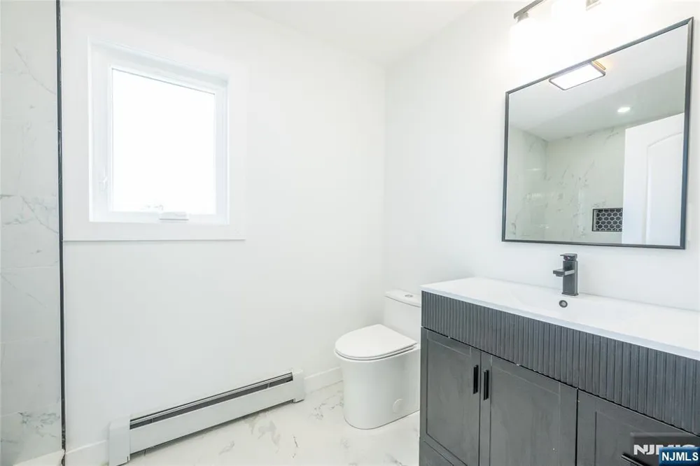 214 Alberta Drive Saddle Brook, NJ 07663