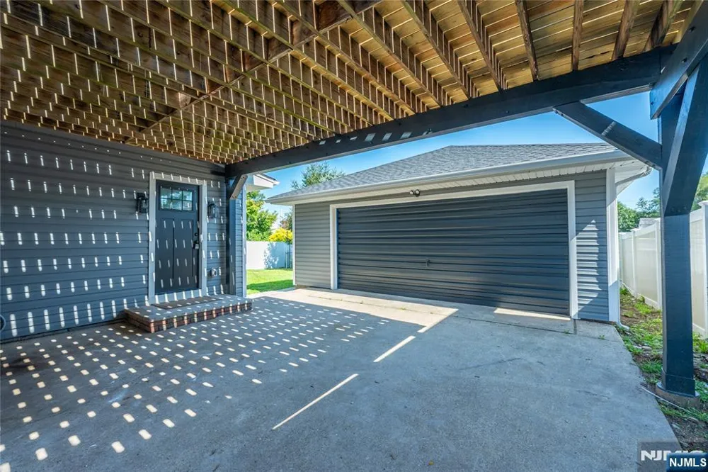 214 Alberta Drive Saddle Brook, NJ 07663