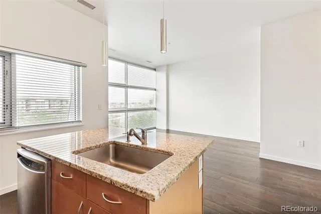2958 Syracuse Street #416 Denver, CO 80238