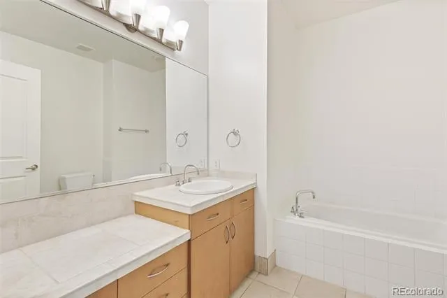 2958 Syracuse Street #416 Denver, CO 80238