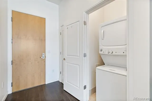 2958 Syracuse Street #416 Denver, CO 80238