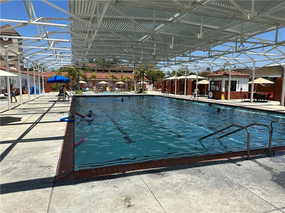2371 Via Mariposa #D Laguna Woods, CA 92637