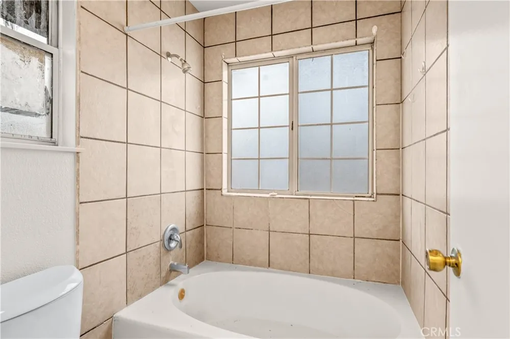 2101 Forry Lancaster, CA 93536