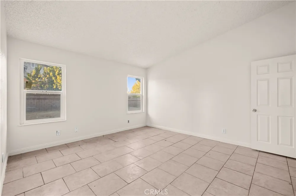 2101 Forry Lancaster, CA 93536