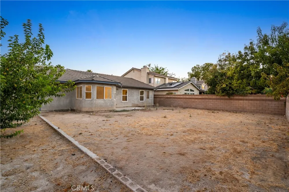 2101 Forry Lancaster, CA 93536