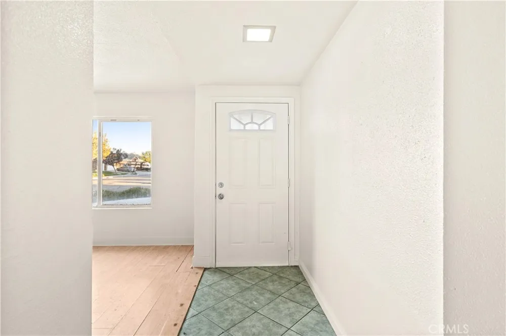 2101 Forry Lancaster, CA 93536