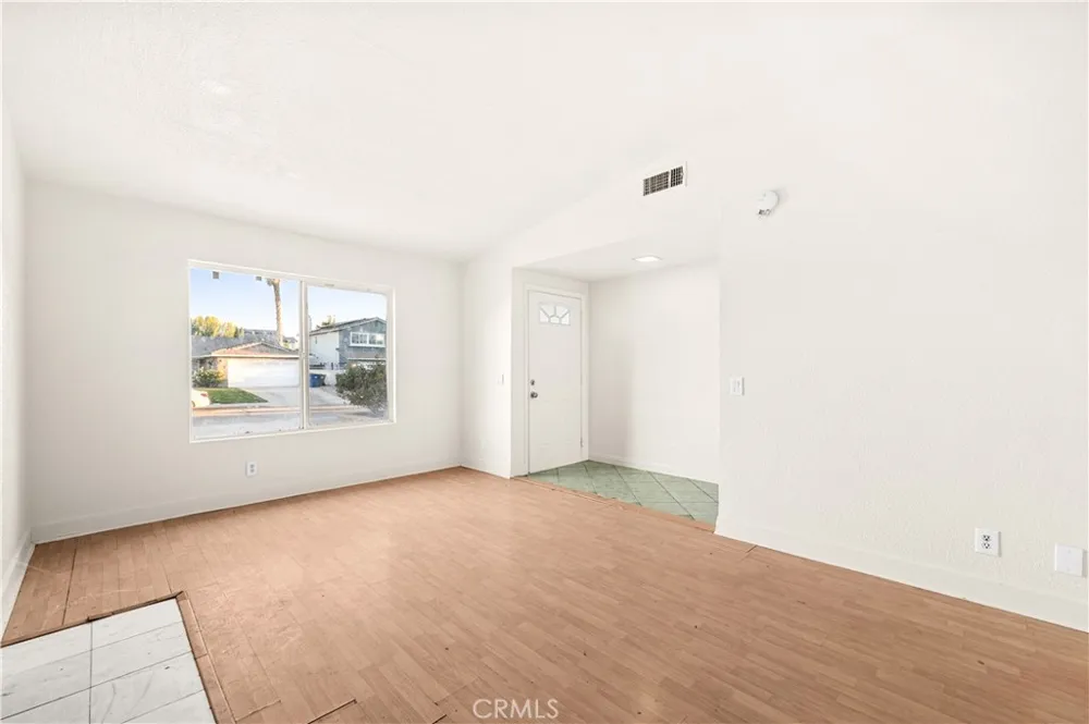 2101 Forry Lancaster, CA 93536
