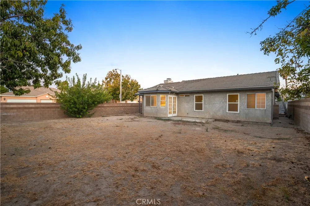 2101 Forry Lancaster, CA 93536