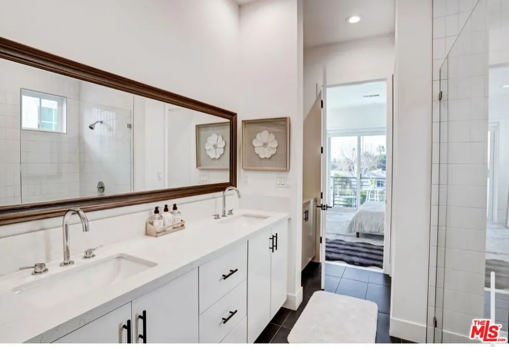4816 Inglewood Boulevard Culver City, CA 90230