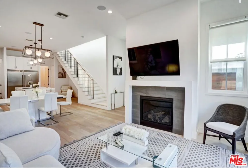 4816 Inglewood Boulevard Culver City, CA 90230