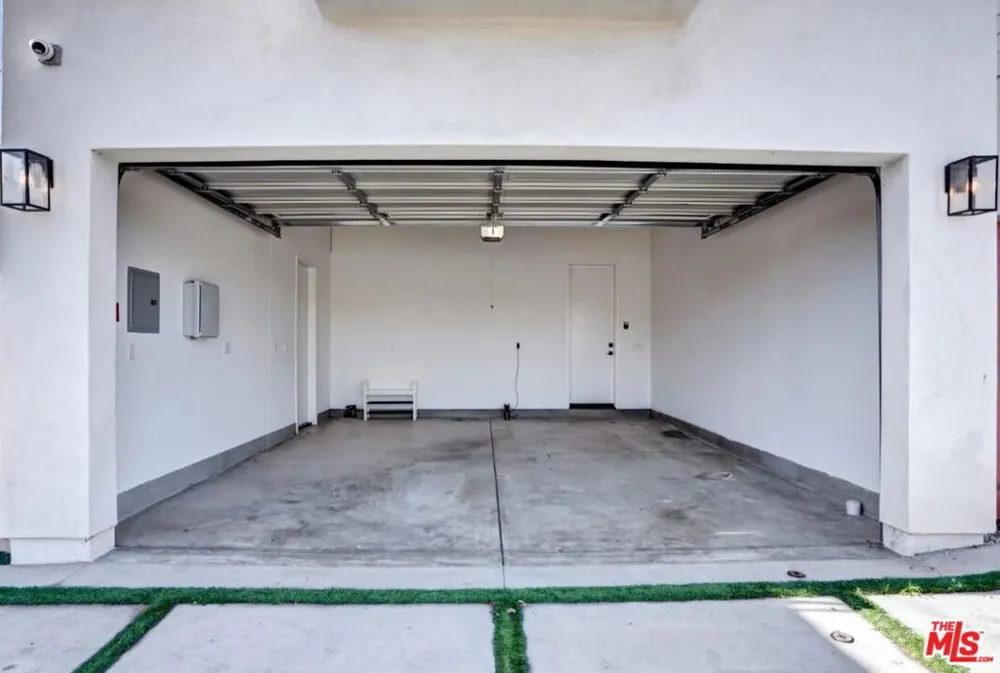 4816 Inglewood Boulevard Culver City, CA 90230