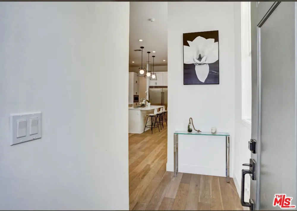 4816 Inglewood Boulevard Culver City, CA 90230