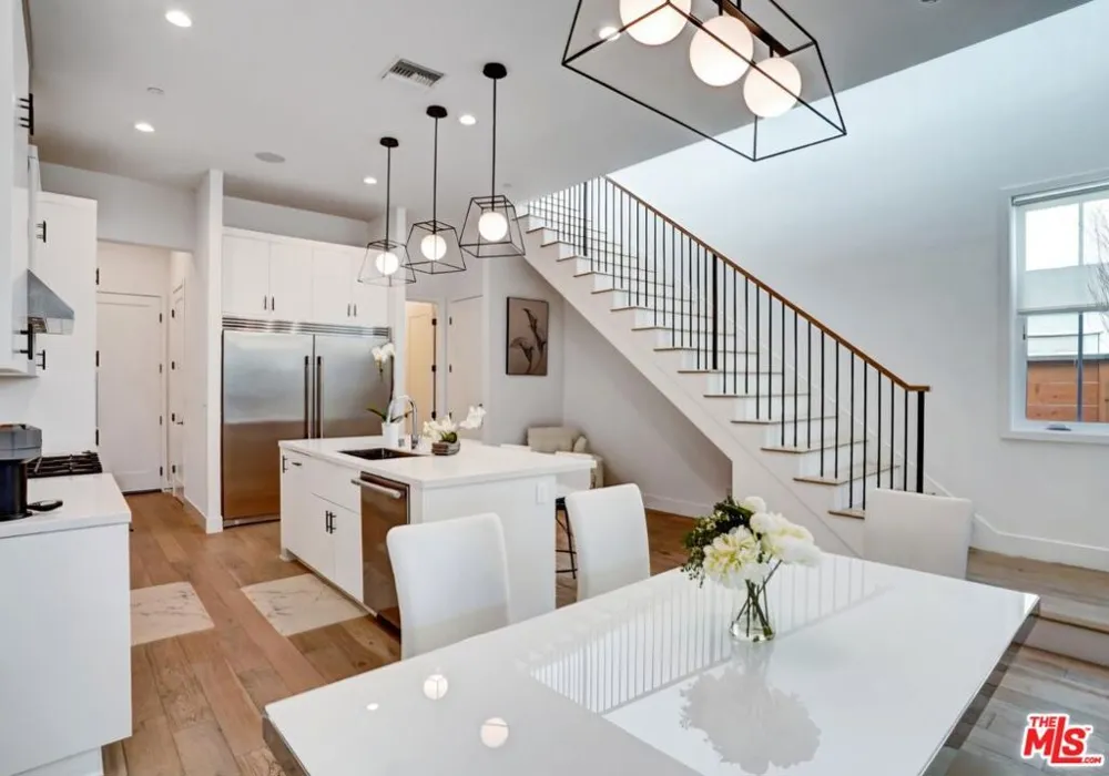 4816 Inglewood Boulevard Culver City, CA 90230