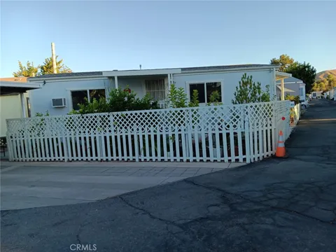 18204 Soledad Canyon Rd