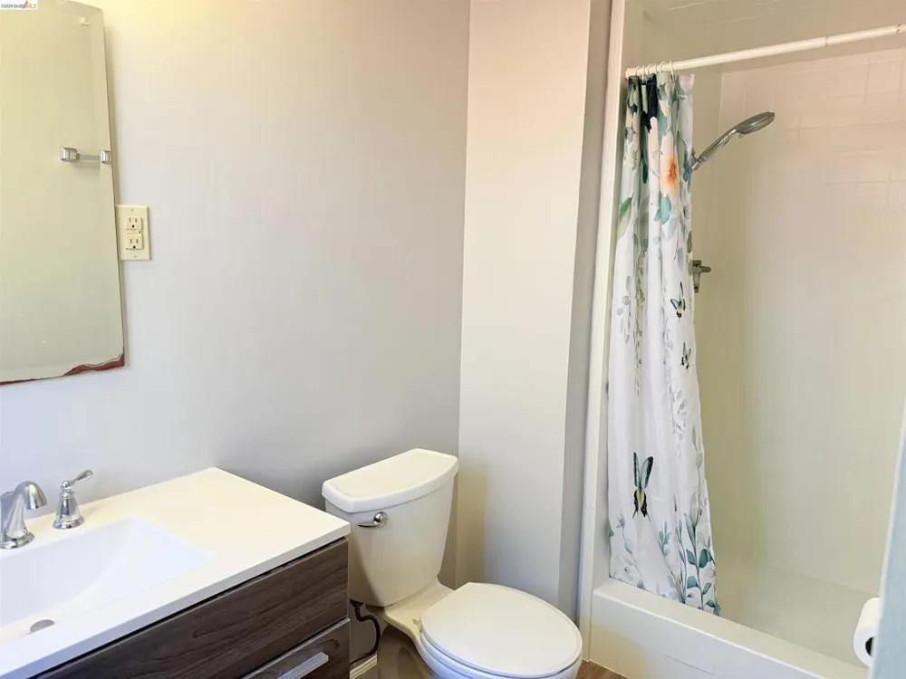 17494 Ehle St Castro Valley, CA 94546
