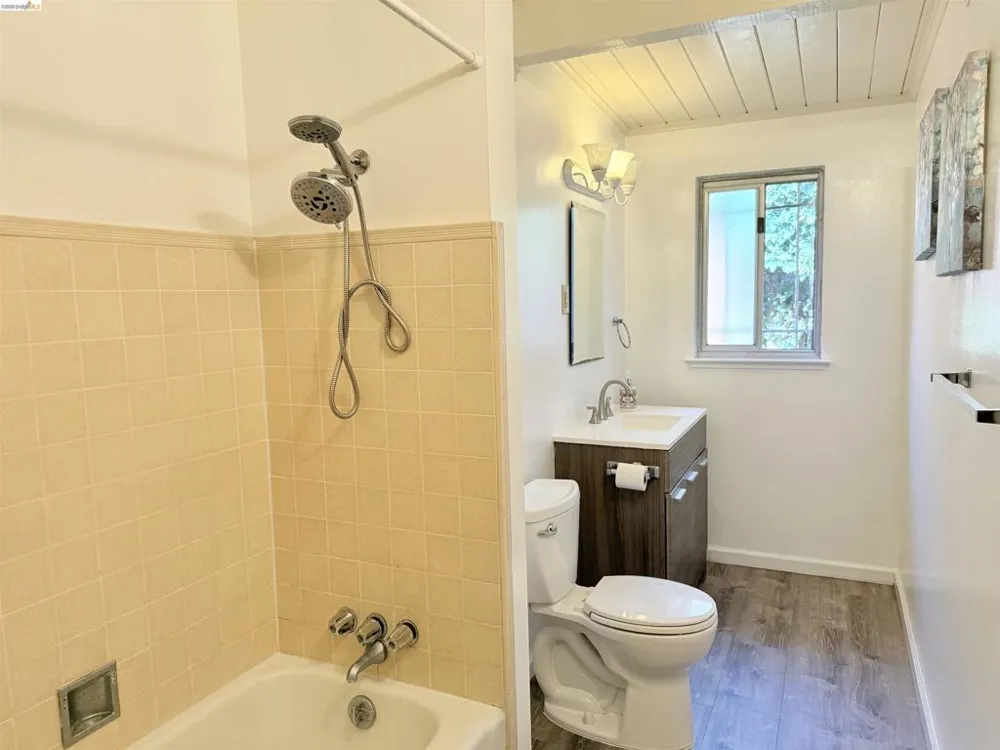 17494 Ehle St Castro Valley, CA 94546