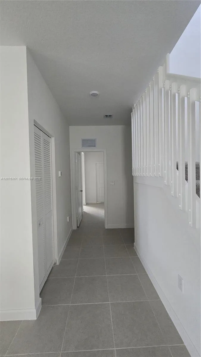 2475 SE 29th Dr Homestead, FL 33035