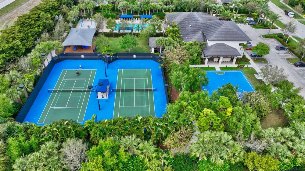 13727 MOSS AGATE AVENUE Delray Beach, FL 33446