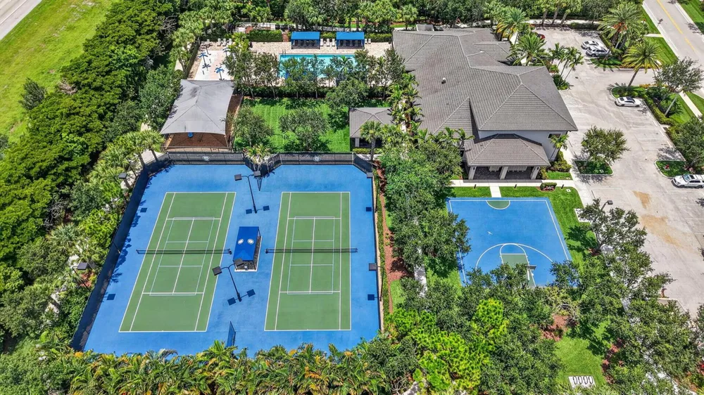 13727 MOSS AGATE AVENUE Delray Beach, FL 33446