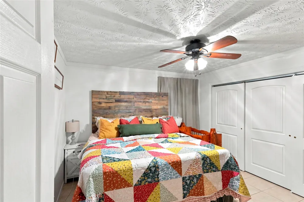 19 S Whitaker Street Pryor, OK 74361