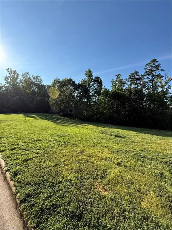 4106 Tansley Court Greensboro, NC 27407