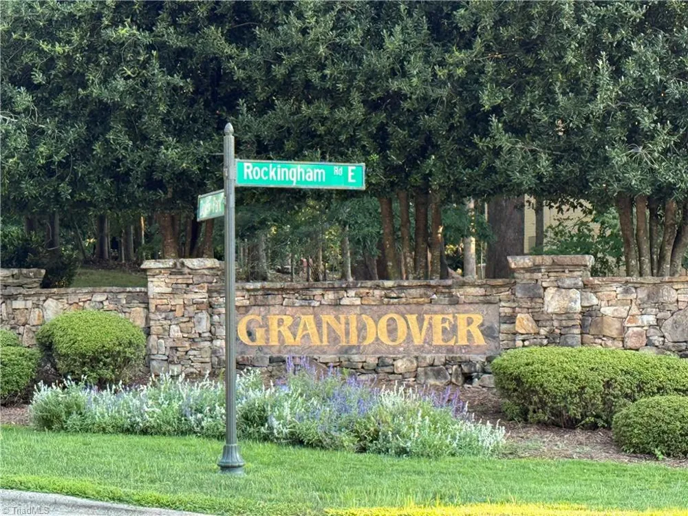4106 Tansley Court Greensboro, NC 27407