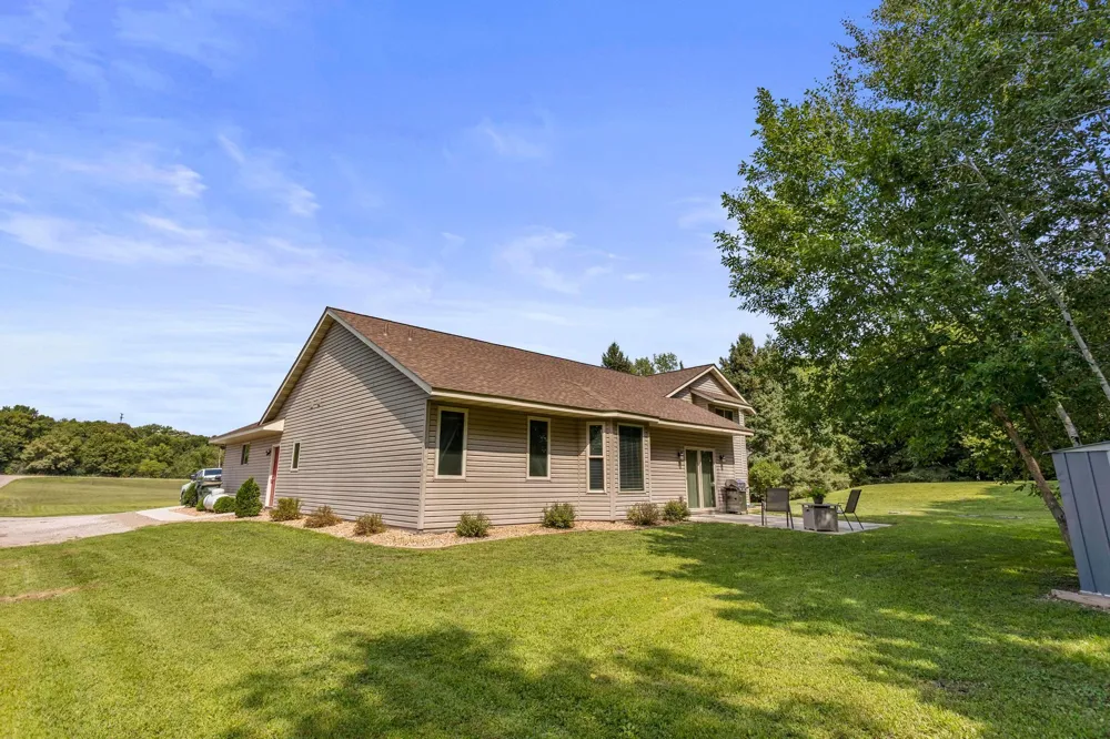 567 135th Street NW Monticello, MN 55362