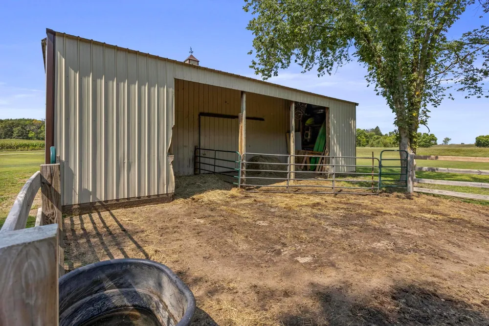 567 135th Street NW Monticello, MN 55362