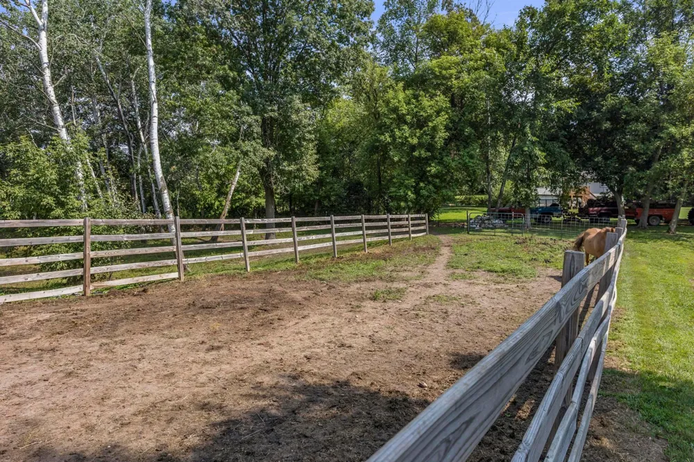 567 135th Street NW Monticello, MN 55362