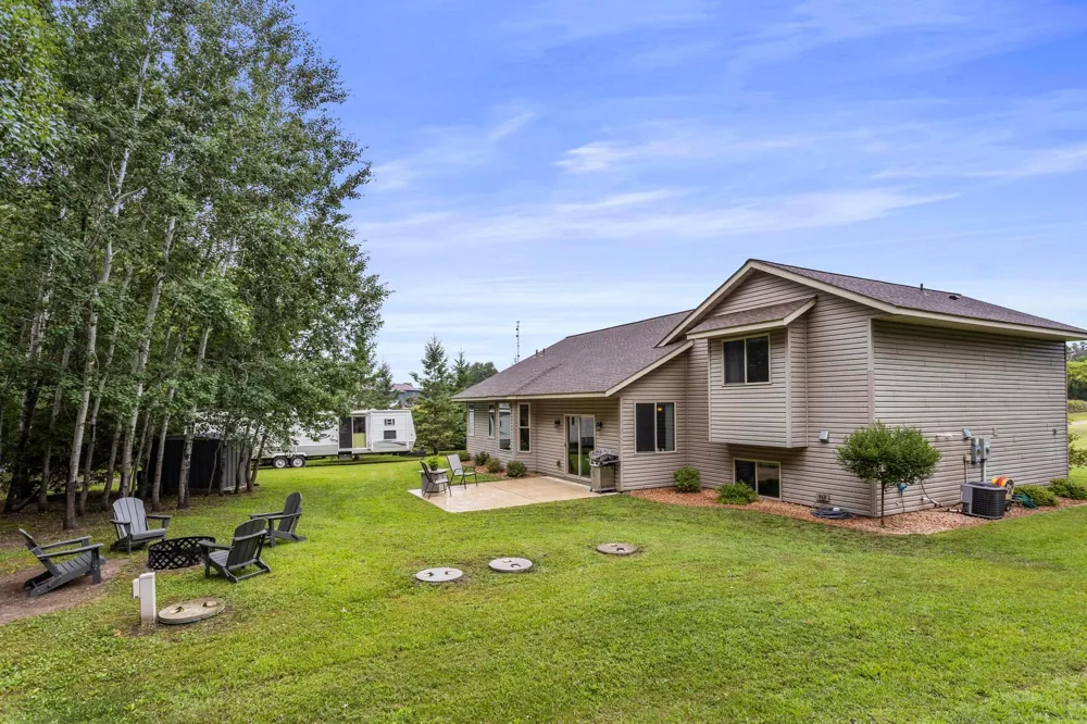 567 135th Street NW Monticello, MN 55362