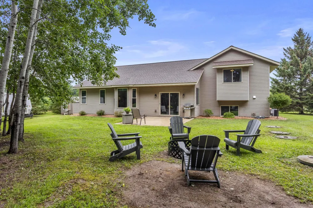 567 135th Street NW Monticello, MN 55362