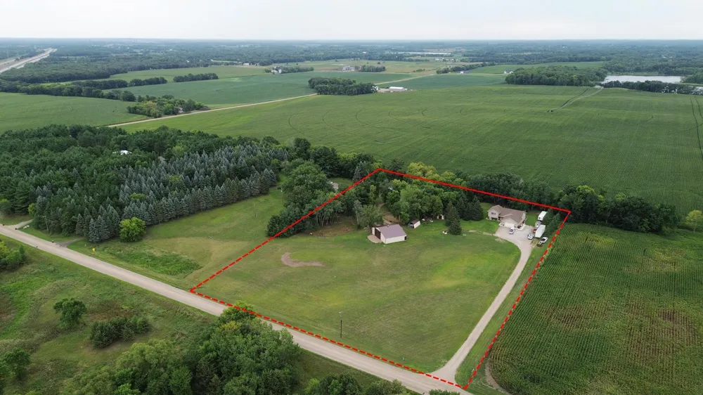 567 135th Street NW Monticello, MN 55362