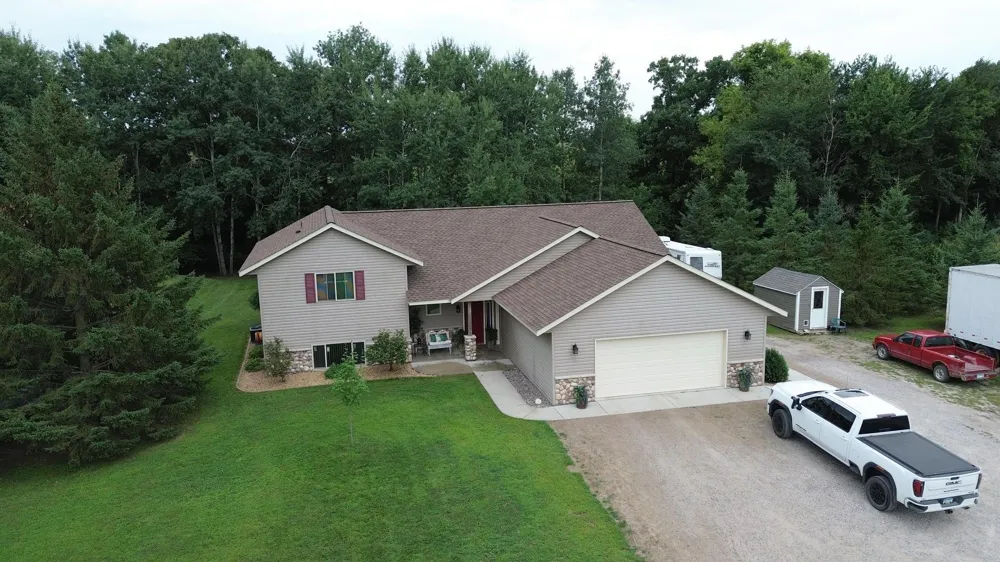 567 135th Street NW Monticello, MN 55362