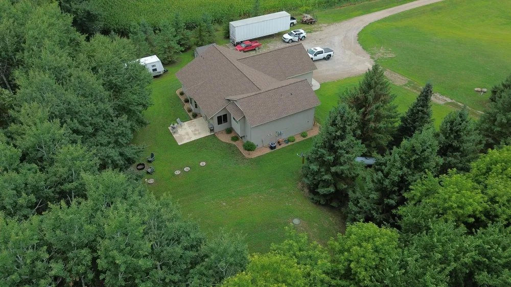 567 135th Street NW Monticello, MN 55362