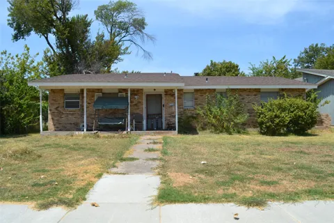 2415 Whit Drive