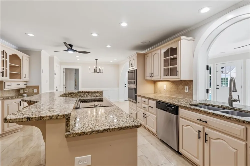 4232 Vineyard Trail Snellville, GA 30039